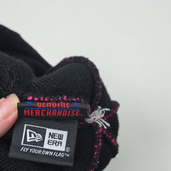 New Era Pink and Blue Yankees Pom-Pom Hat - Picture 2 of 5